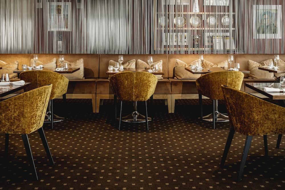 Bolton Hotel Веллінгтон Екстер'єр фото Restaurant