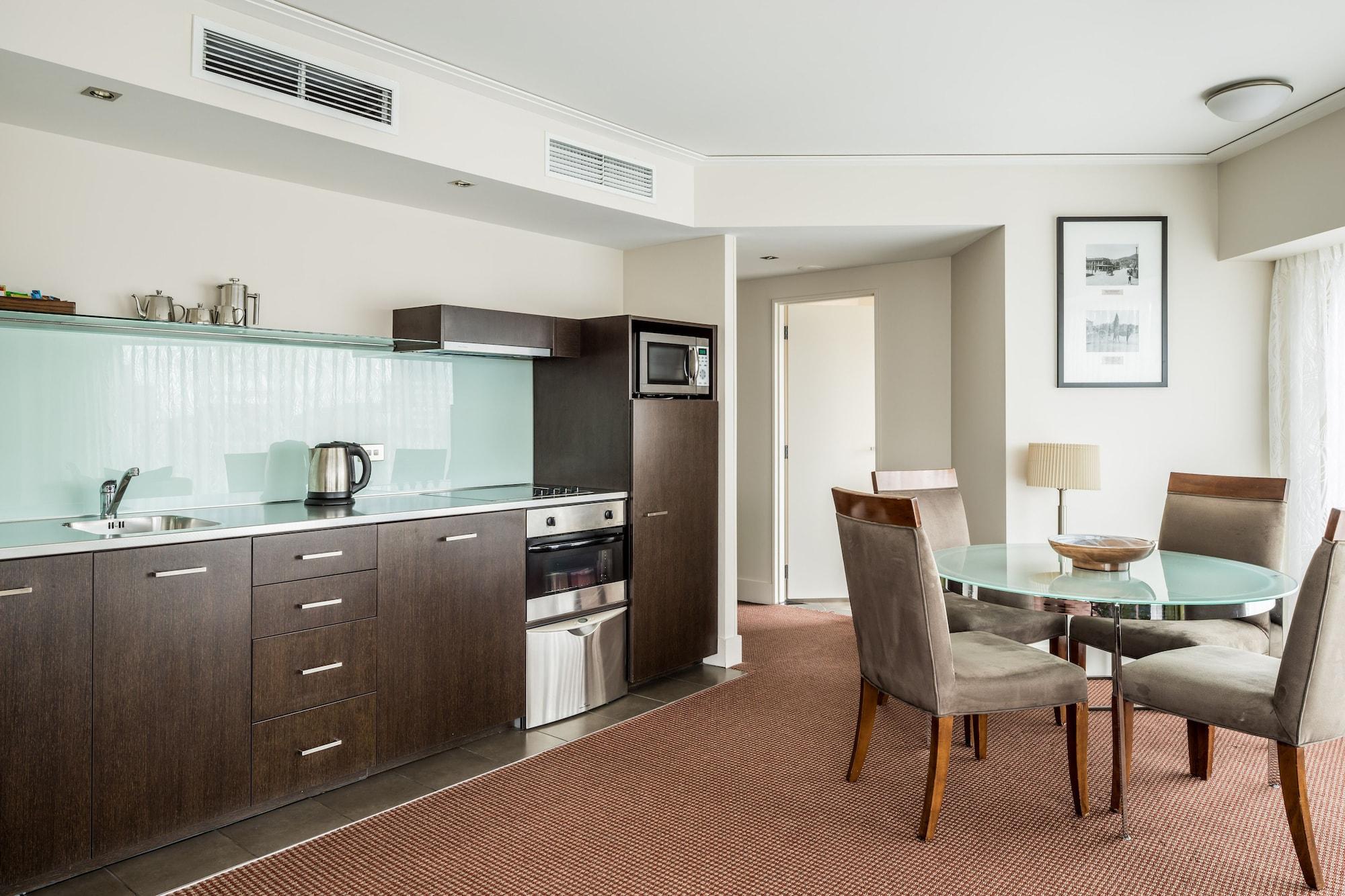 Bolton Hotel Веллінгтон Екстер'єр фото A kitchen in a serviced apartment