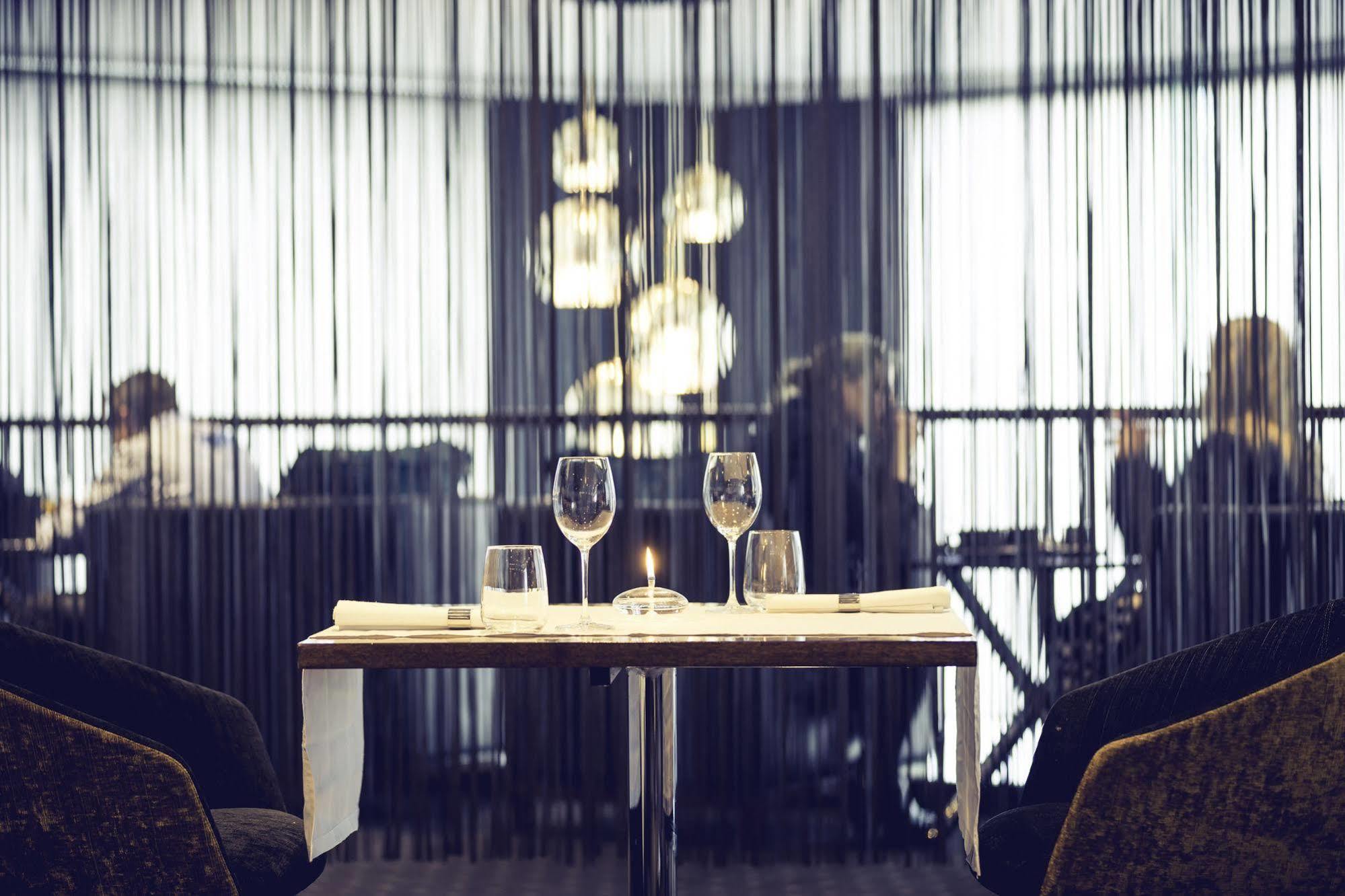 Bolton Hotel Веллінгтон Екстер'єр фото Restaurant AOC